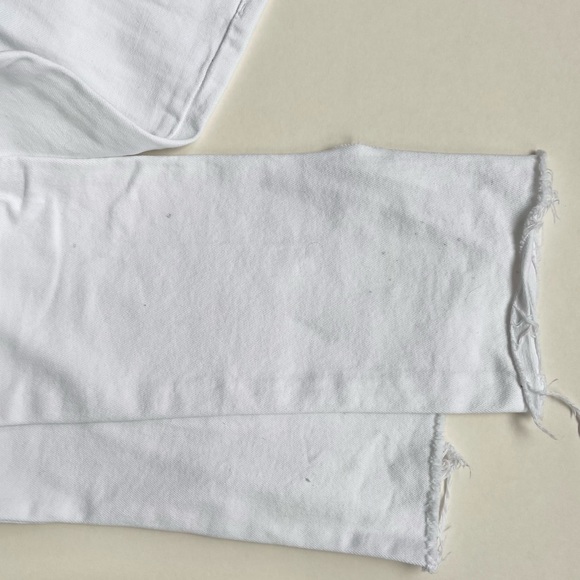 Zara Slim Flared Slitted High Rise Jeans White - Picture 7 of 7